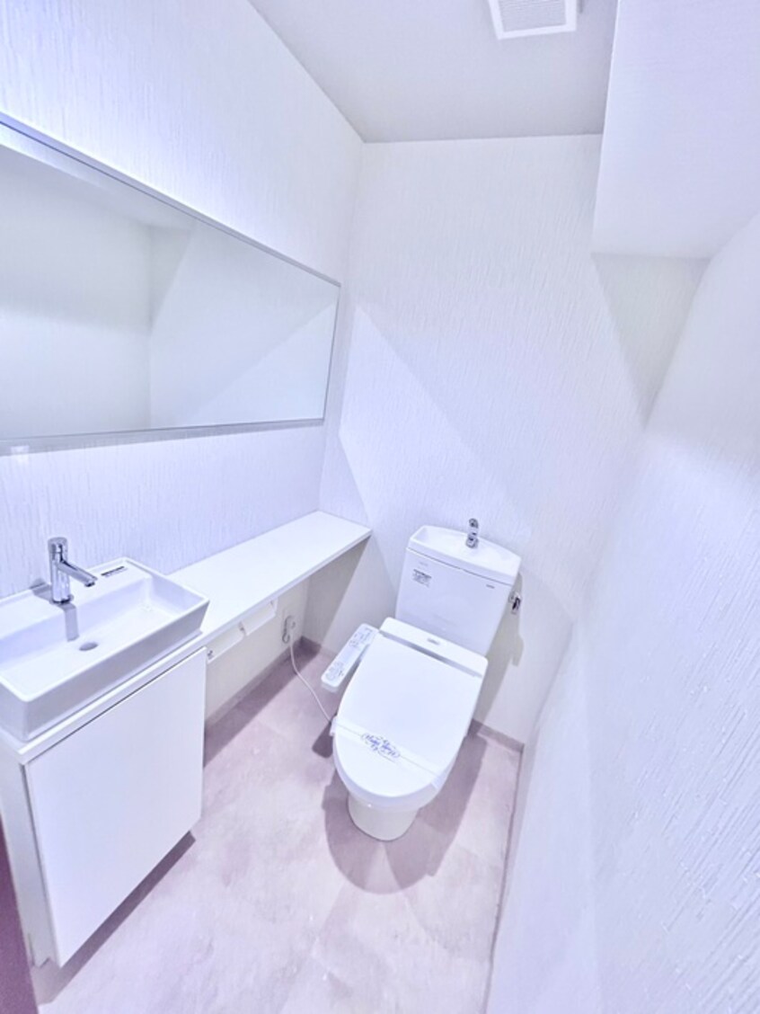 トイレ QUINTO五条烏丸