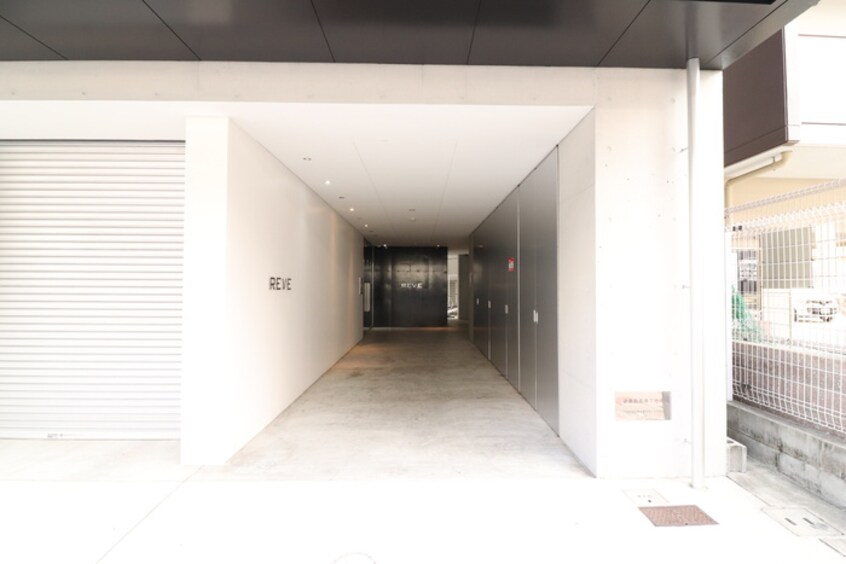 エントランス部分 ＲＥＶＥ