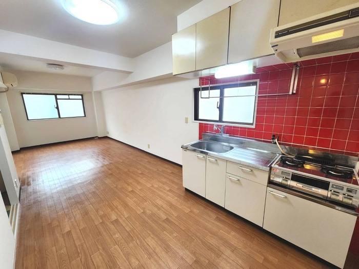 居室 ロゼ幸町B棟（206）