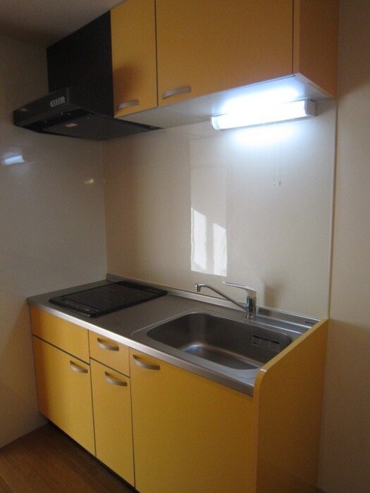 キッチン クリザンテェ－モ