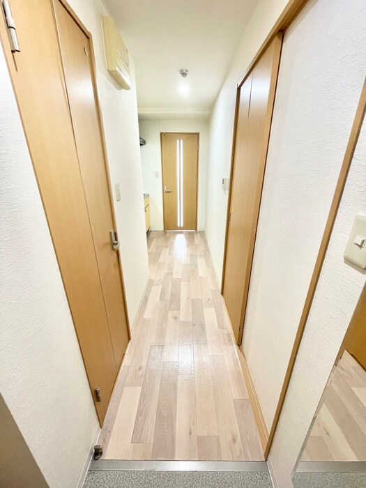 廊下 クリザンテェ－モ