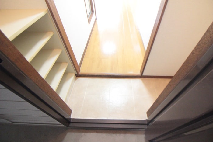 玄関 ハイツホリデ－