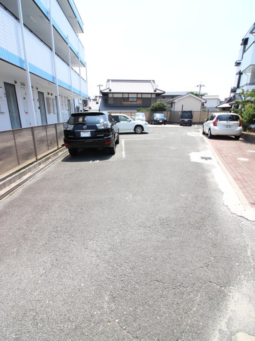 駐車場 竹城台ハイツＭ・Ｋ