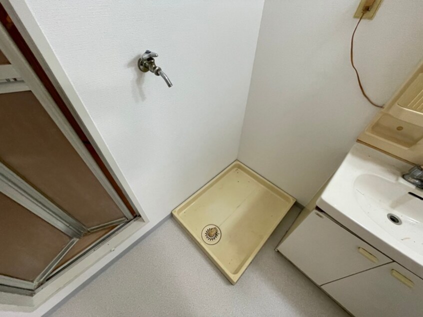 洗濯機置場 ハイツ・クレッシェンド