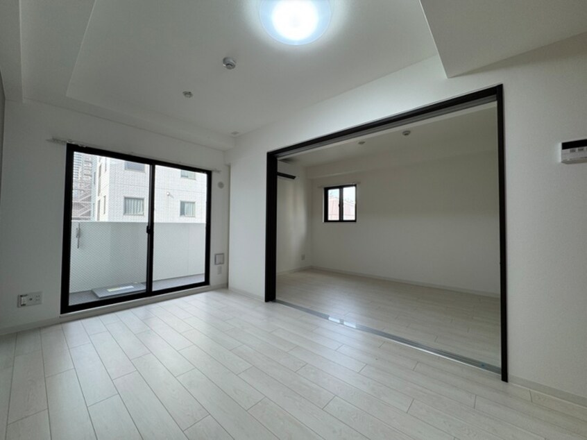 居室 パークス堺筋本町