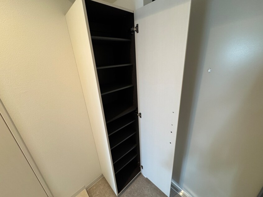 靴箱 パークス堺筋本町