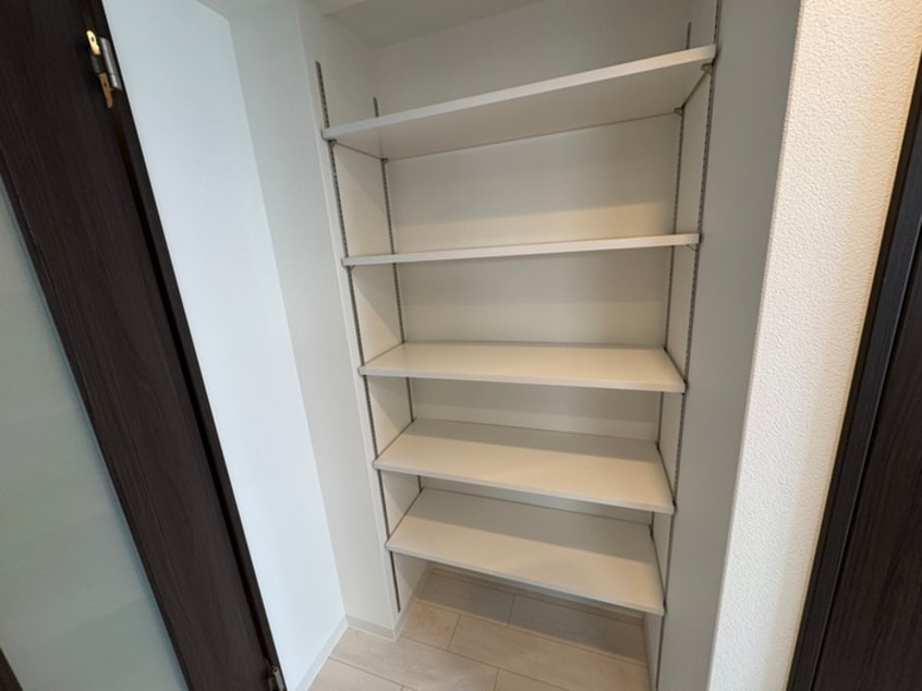 収納 パークス堺筋本町