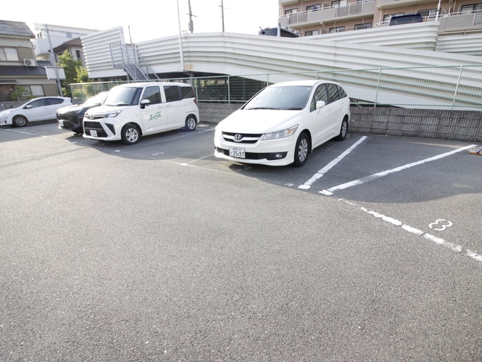 駐車場 サニ－ハイツ