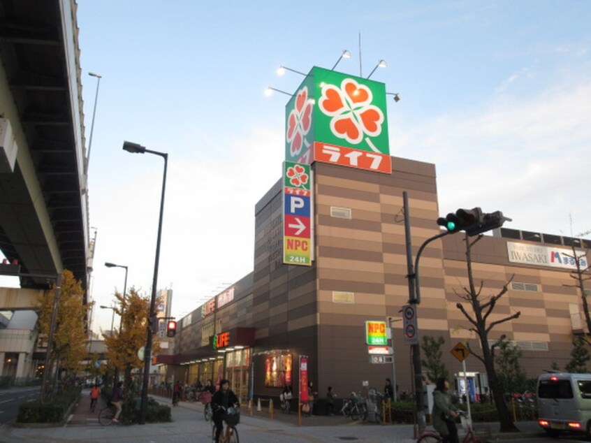 ライフ(スーパー)まで268m Metrosa弁天町