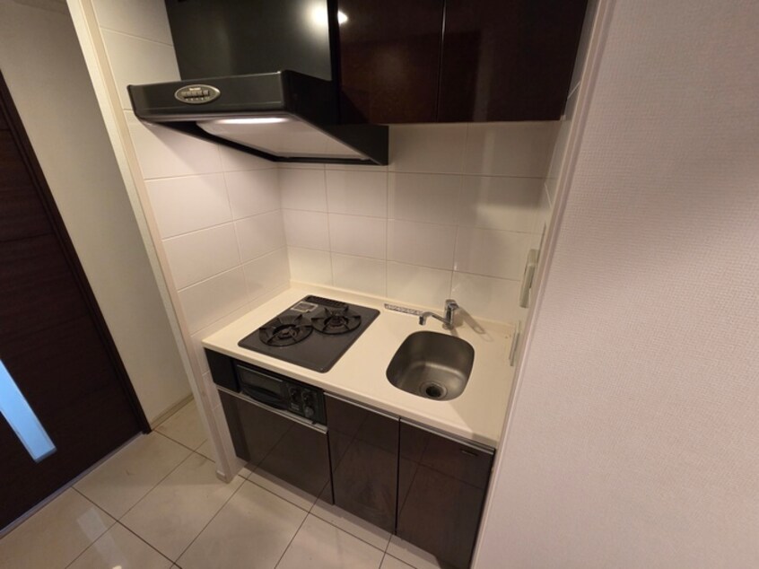 キッチン ｻﾑﾃｨ梅田Ⅱｸﾞﾛｳｱｸｼｽ(301)