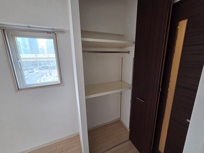 収納 ｻﾑﾃｨ梅田Ⅱｸﾞﾛｳｱｸｼｽ(301)