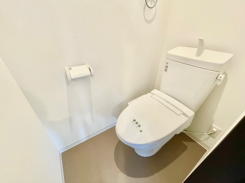 トイレ ジーメゾン泉大津イースト
