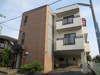 メゾンメイプル