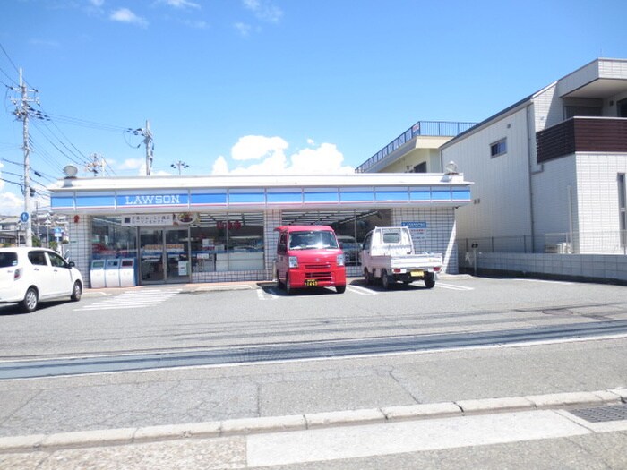 ローソン(コンビニ)まで700m 島田荘北棟