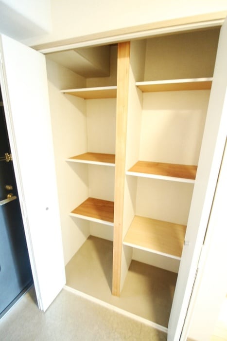 収納 エ－デルハイム