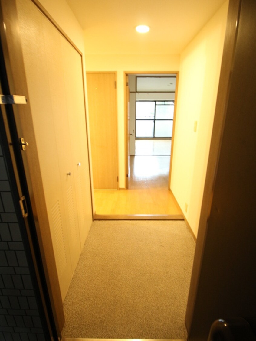 玄関 エ－デルハイム