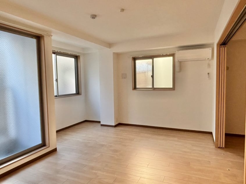 内観写真 リバーサイド