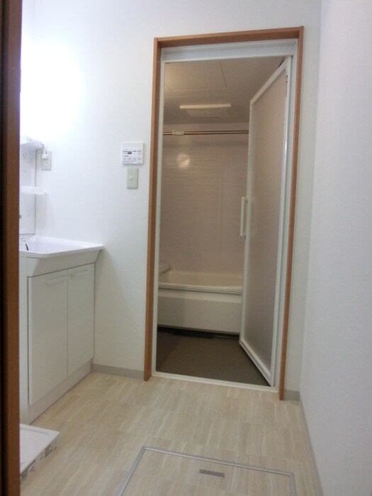 洗濯機置場 アム－ル　レオ