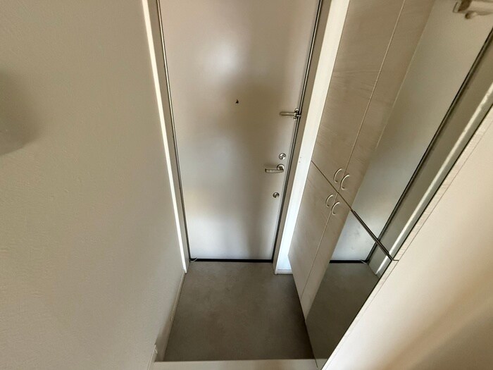 玄関 ワコーレヴィアーノ須磨行幸町