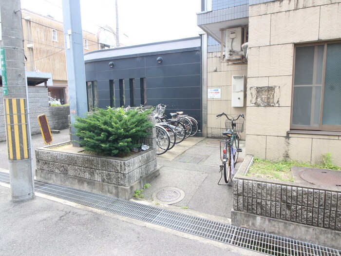 駐輪場 プレジ－ル高槻