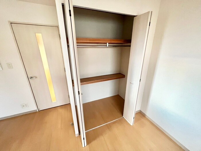 収納 エスポワール湧の上