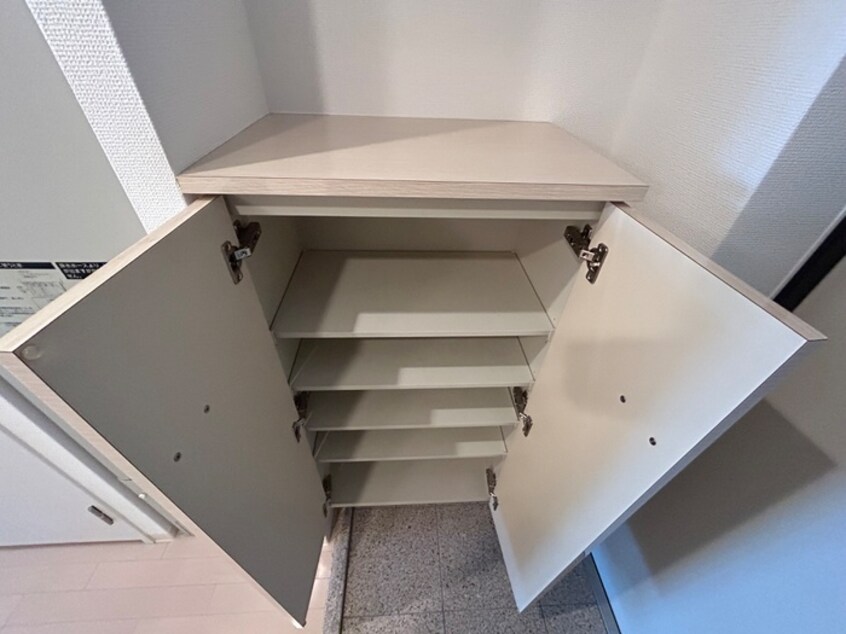 靴箱 イクスコート大津駅前