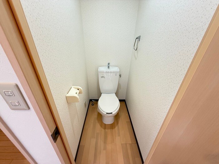 トイレ グランドハイツ関西