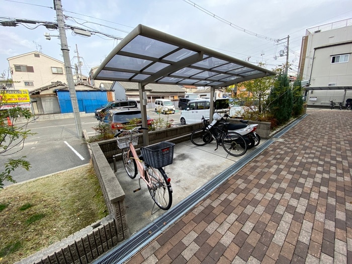 駐輪場 シオン・ヴィラージュ