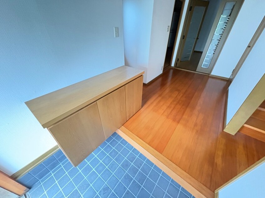 靴箱 新光風台４丁目戸建