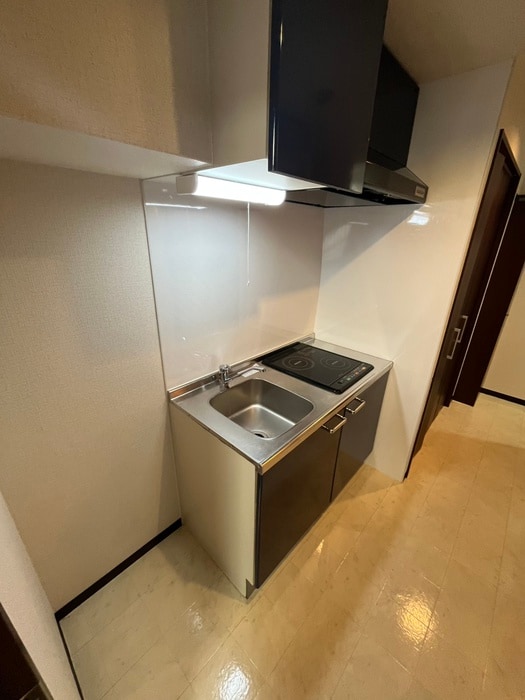 キッチン Ｕｒｏ上六