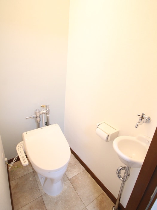 トイレ サンマンション新大阪（５１５）