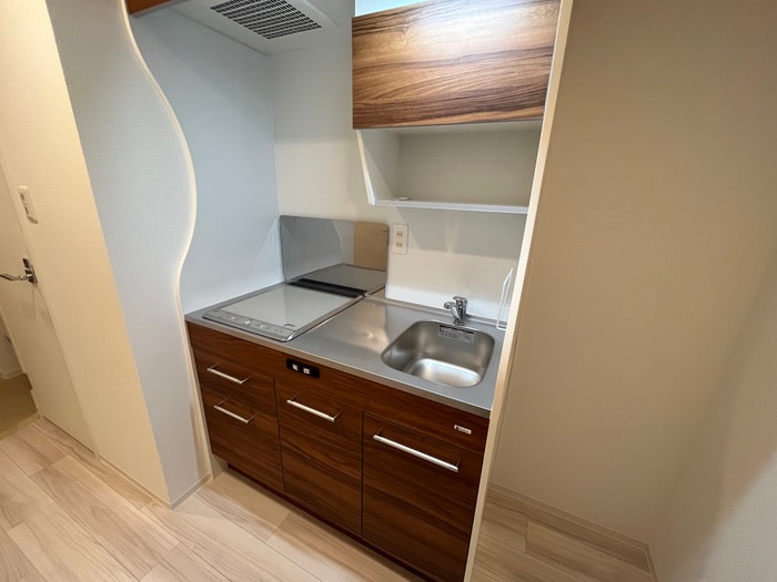 キッチン セレニテ三宮リアン