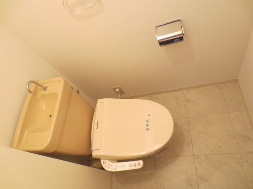 トイレ 日宝ロイヤルハイツ桑津