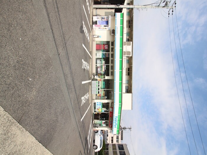 ファミリーマート(コンビニ)まで506m エスポワール古市