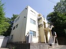 ペディコート神戸舞子坂の外観