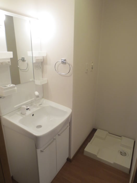 洗面 ヴィラ・エタ－ナル