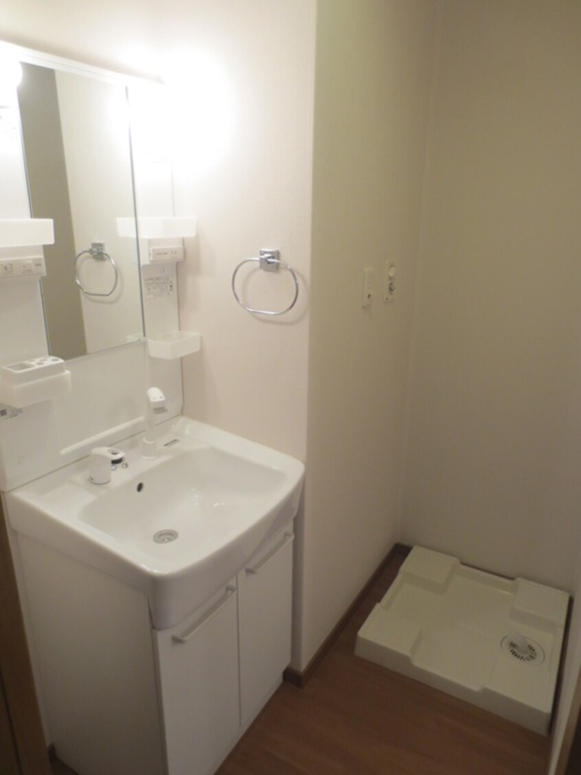 洗面 ヴィラ・エタ－ナル