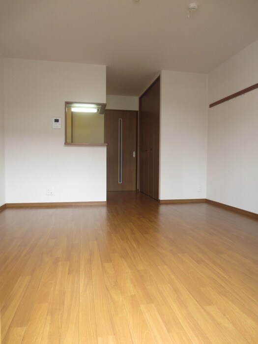 居室 ヴィラ・エタ－ナル