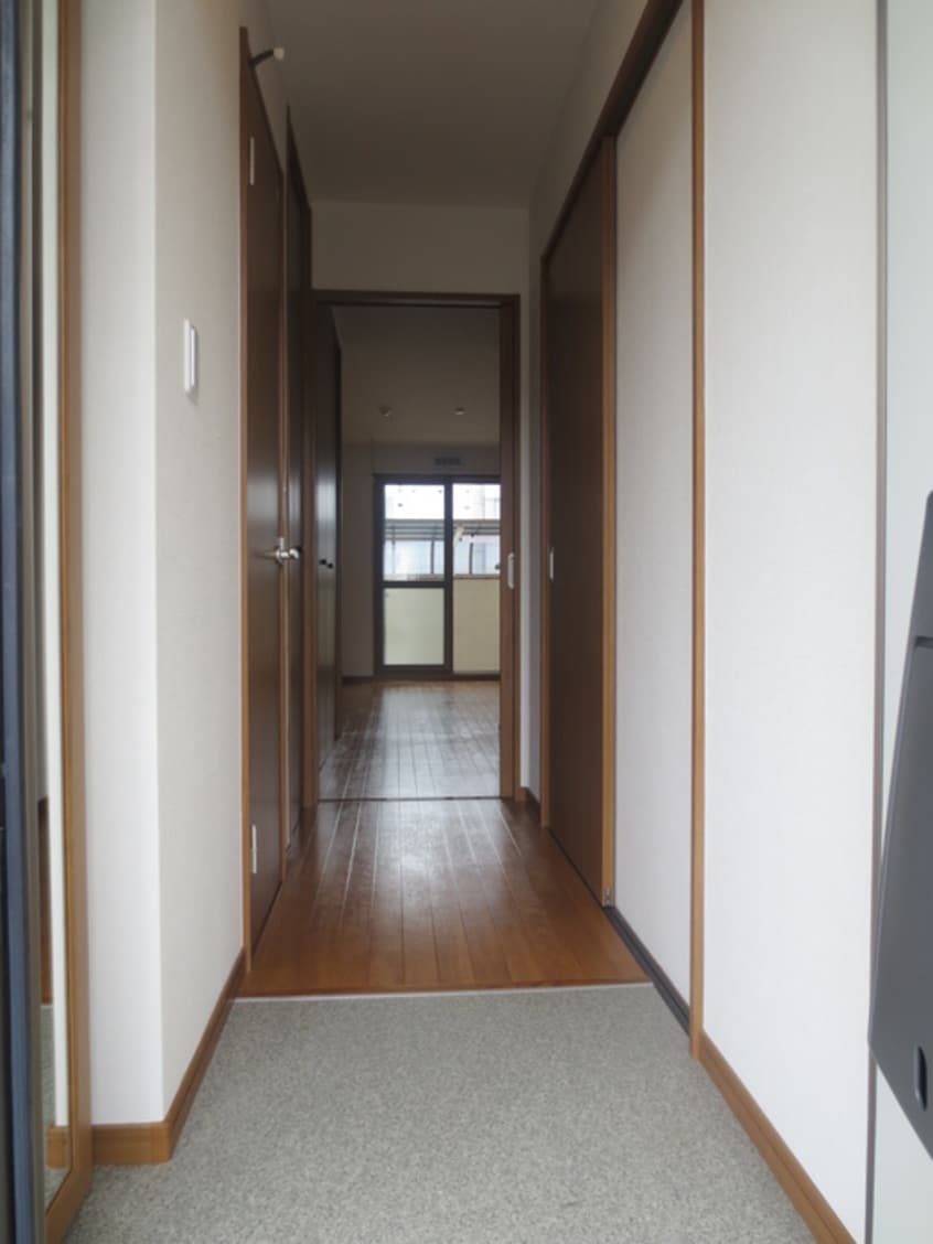 廊下 ヴィラ・エタ－ナル