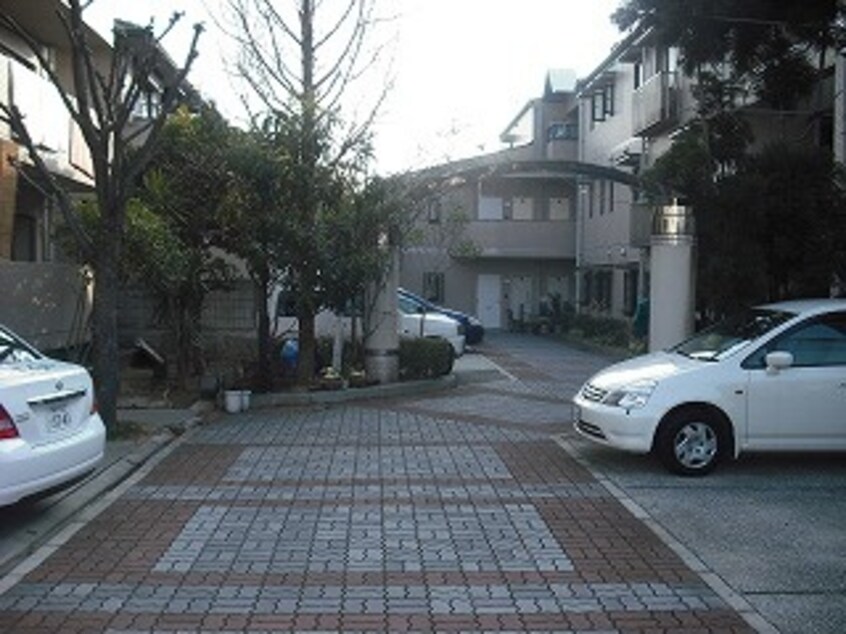 駐車場 グッドリバー２番館