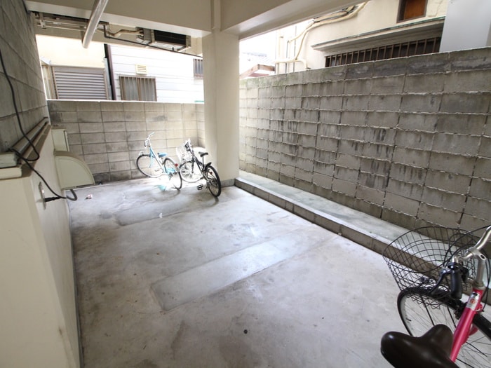 駐輪場 エクセレント北梅田