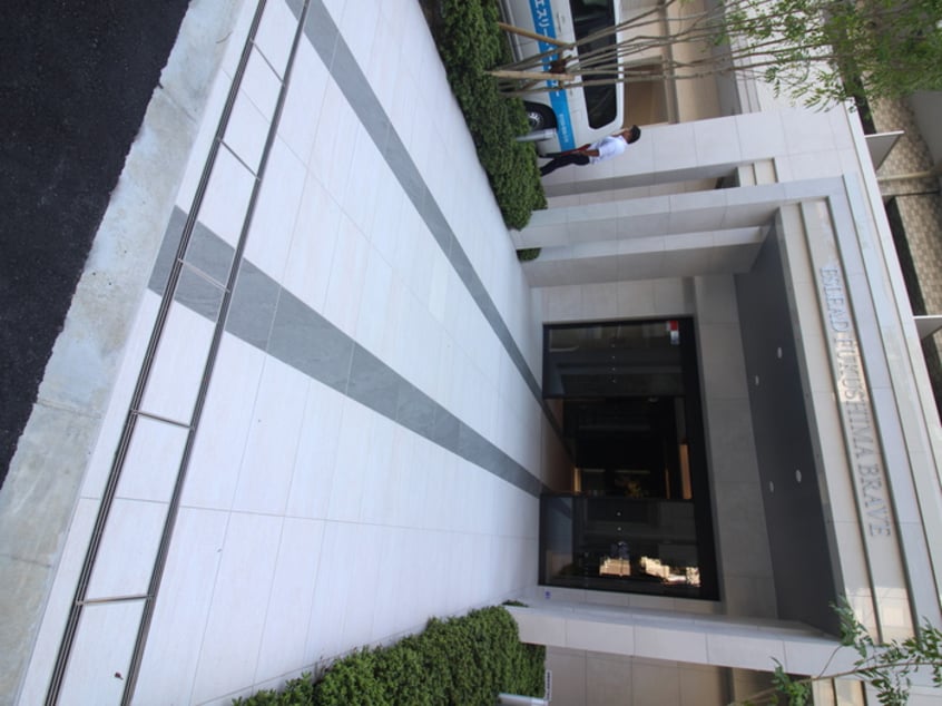 エントランス部分 ｴｽﾘｰﾄﾞ福島ﾌﾞﾚｲﾌﾞ(304)