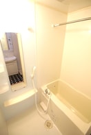 バス／シャワールーム等 HUｇE1