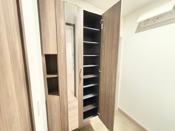 靴箱 Ｓｏｕｔｈ　Ａｕｂｅｒｇｅ