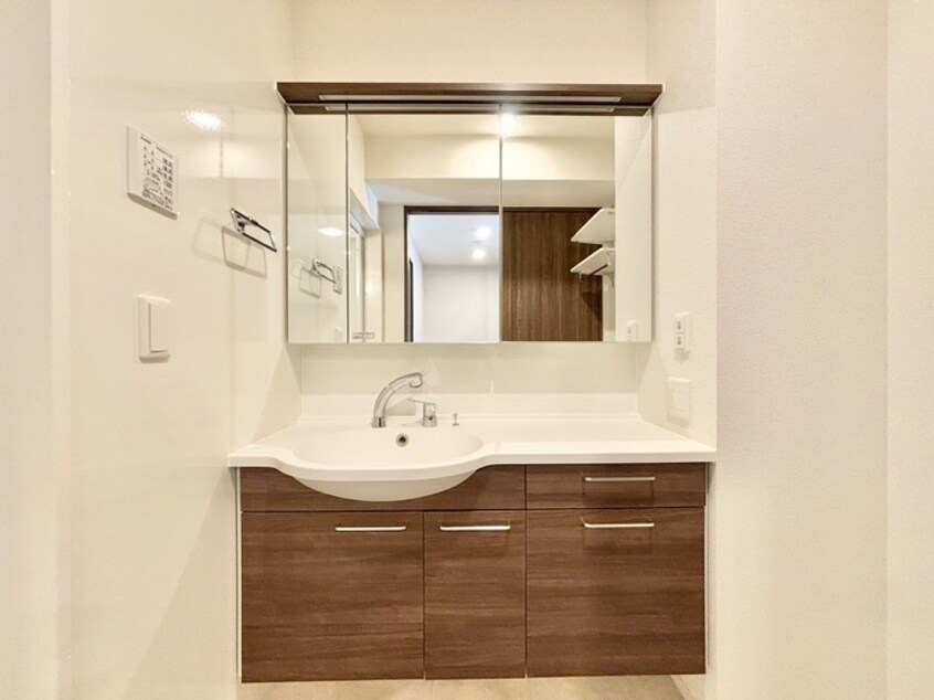 洗面 Ｓｏｕｔｈ　Ａｕｂｅｒｇｅ