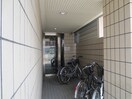 エントランス部分 マンション谷