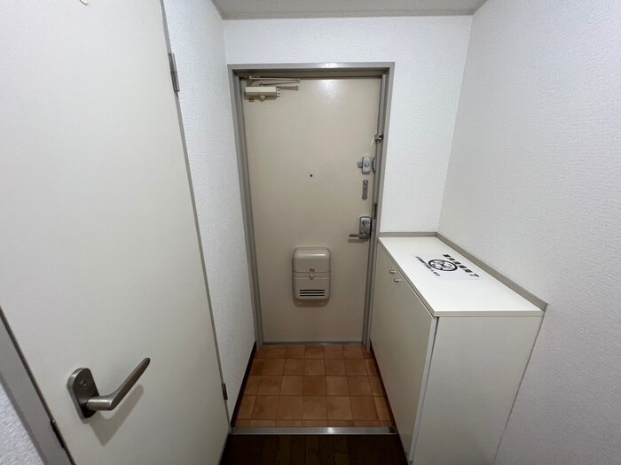 玄関 マンション谷
