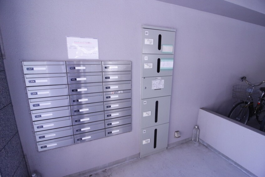 エントランス部分 ラルーチェ新長田