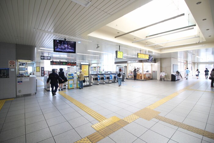 JR摂津富田駅(公園)まで400m プランソレイユ