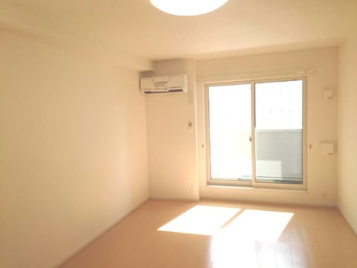 居室 フルール宇賀徳